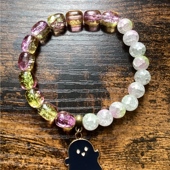 Bracelets - Picture 4 of 8